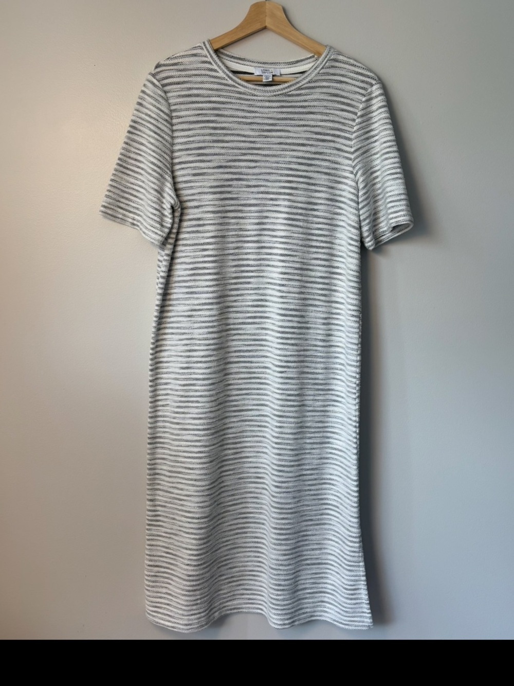 Beautiful Lord and Taylor maxi tshirt dress size Large